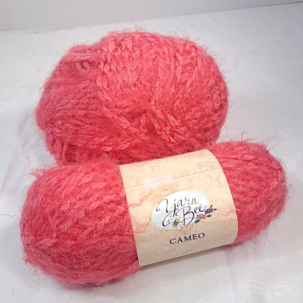 Yarn Bee Cameo Coral‎ pink #90 Super Bulky 6 polyamide fluffy fuzzy discontinued